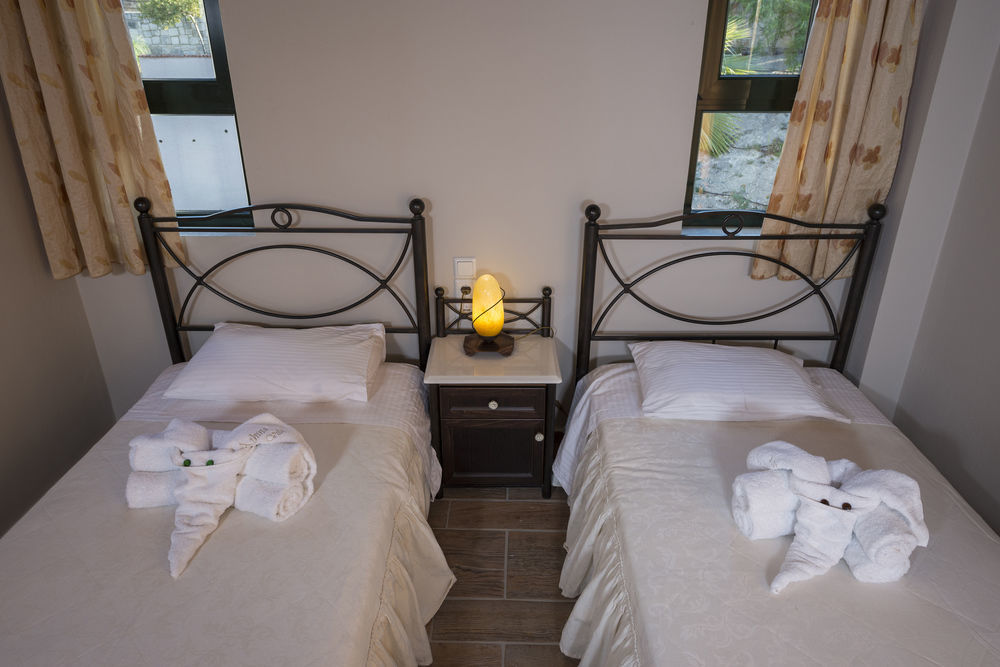 Athina Luxury Villas Xamoudhokhorion  외부 사진